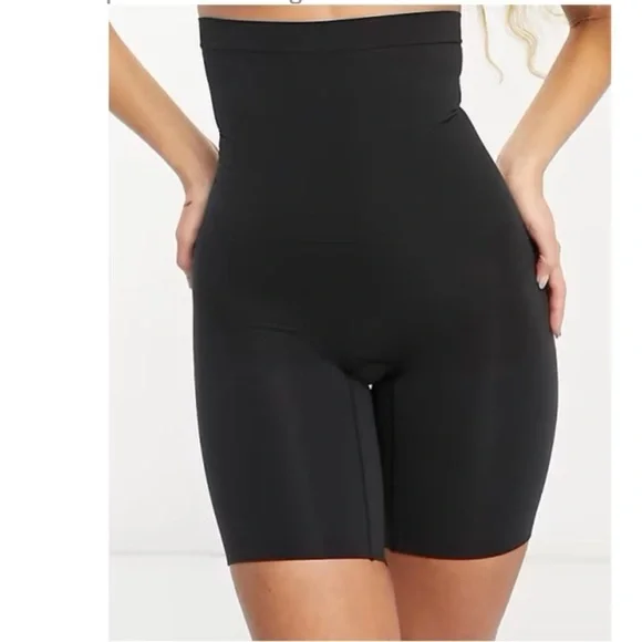 SPANX Shapewear Black High-Waisted Mid Thigh Firming Shorts - Picture 2 of 11